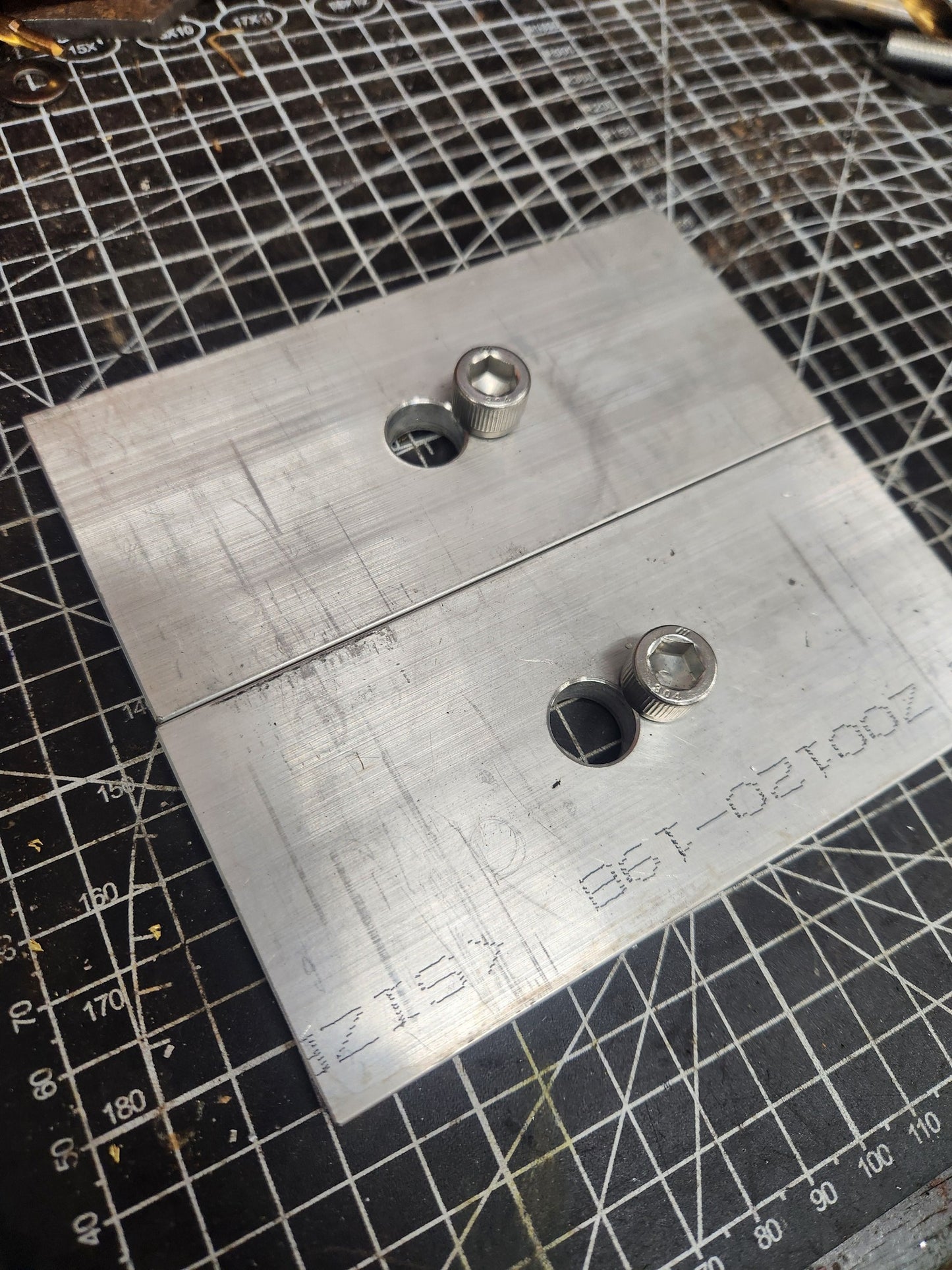 S-Series Leaf Spring Centering Plates- Set